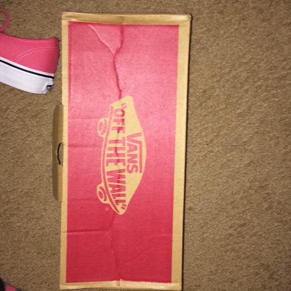 Pink vans - Picture 2 of 2